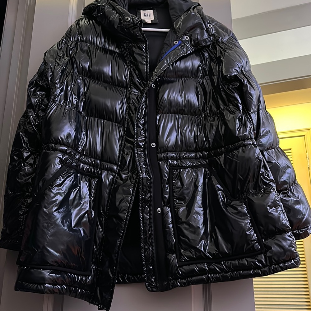 ✨SOLD✨GAP black bubble coat
